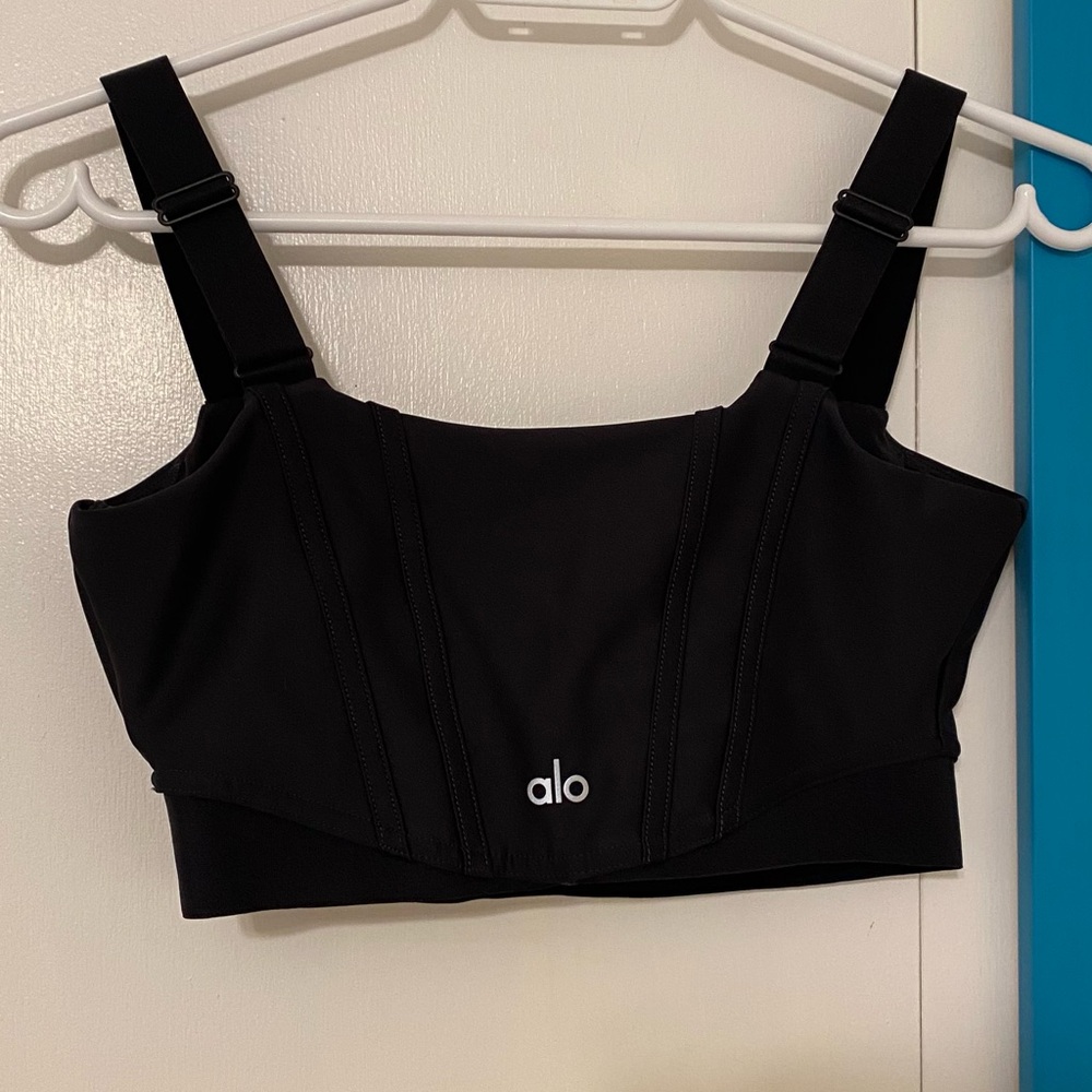 ALO YOGA Black Crop Top - Picture 3 of 3